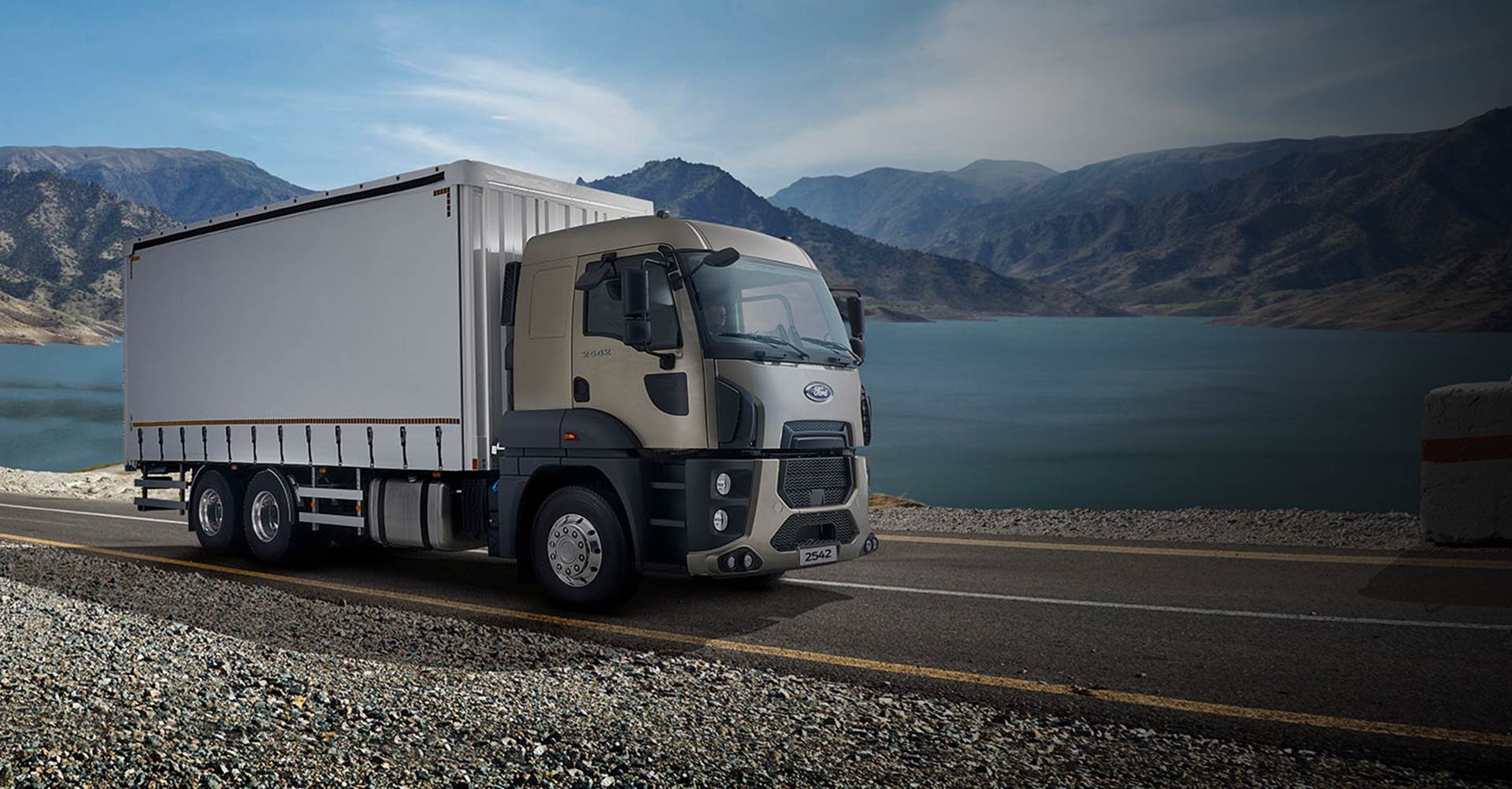 Ford Cargo 2542HR